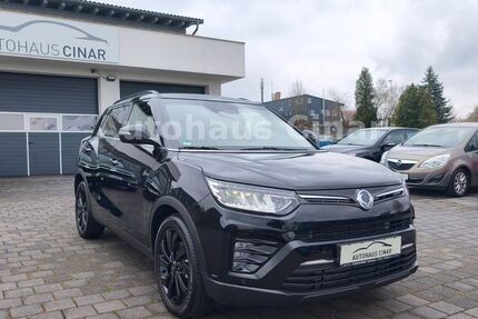 SsangYong Tivoli 12.300 km 17.990 &euro; Waldstetten 73550