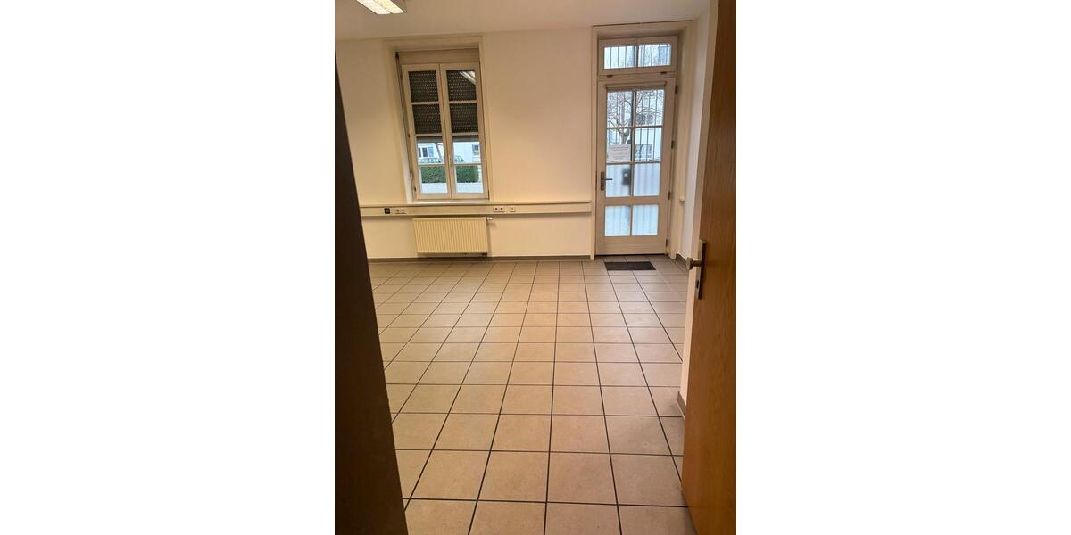 Gewerbeobjekt Singen (Hohentwiel) - 850&euro; | Angebot:26177771
