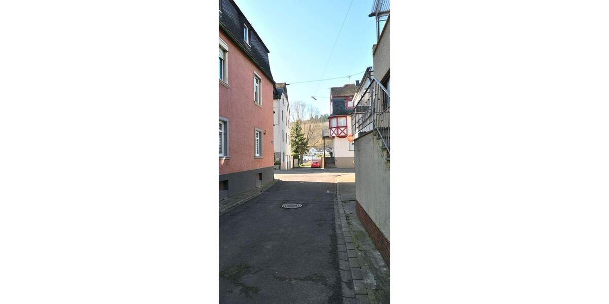 Einfamilienhaus Zell (Mosel) Merl - 9 Zimmer, 180 m&sup2;, 129.000&euro; | Angebot:26388248