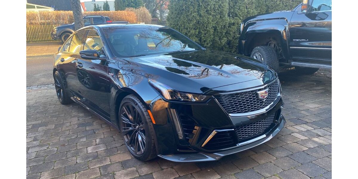 Cadillac CT5 6.500 km 119.900 &euro; Friedberg 86316