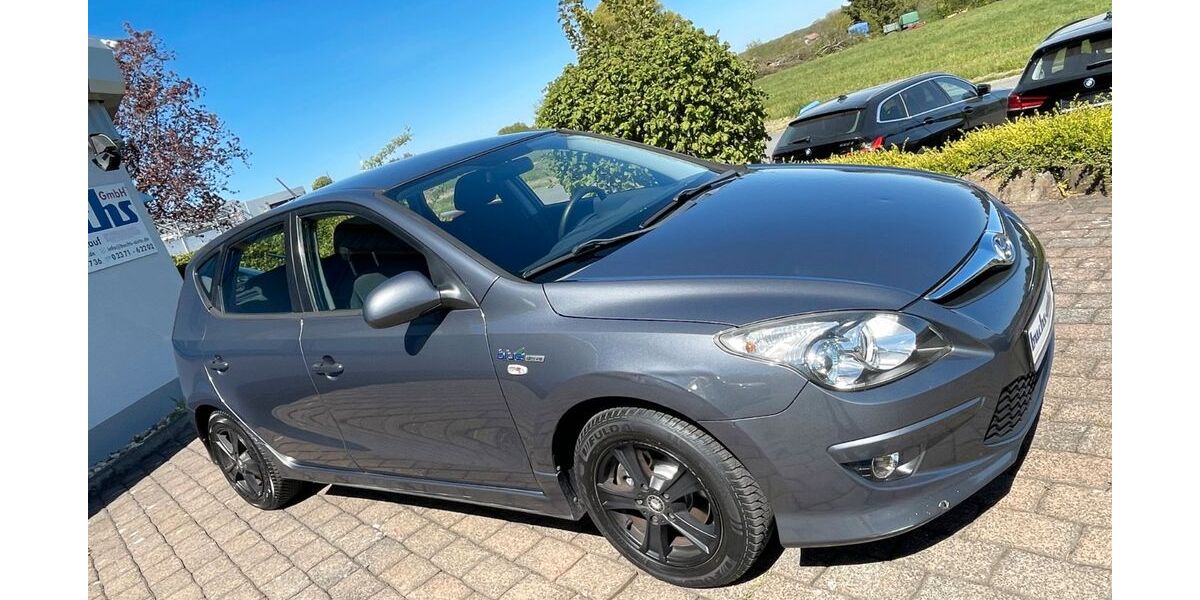 Hyundai i30 125.300 km 3.990 &euro; Iserlohn 58640