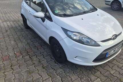 Ford Fiesta 122.000 km 1.990 &euro; Limbach-Oberfrohna 09212