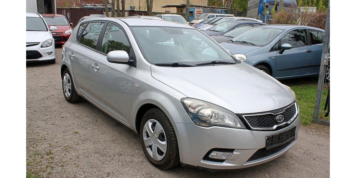 Kia ceed / Ceed 130.800 km 3.299 &euro; Berlin 13057