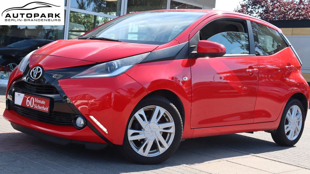 Toyota Aygo (X) 48.634 km 8.990 &euro; Falkensee 14612