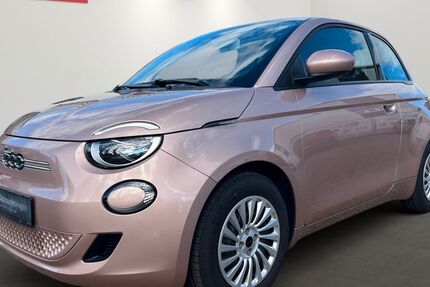 Fiat 500e 8.300 km 21.990 &euro; Ulm 89081