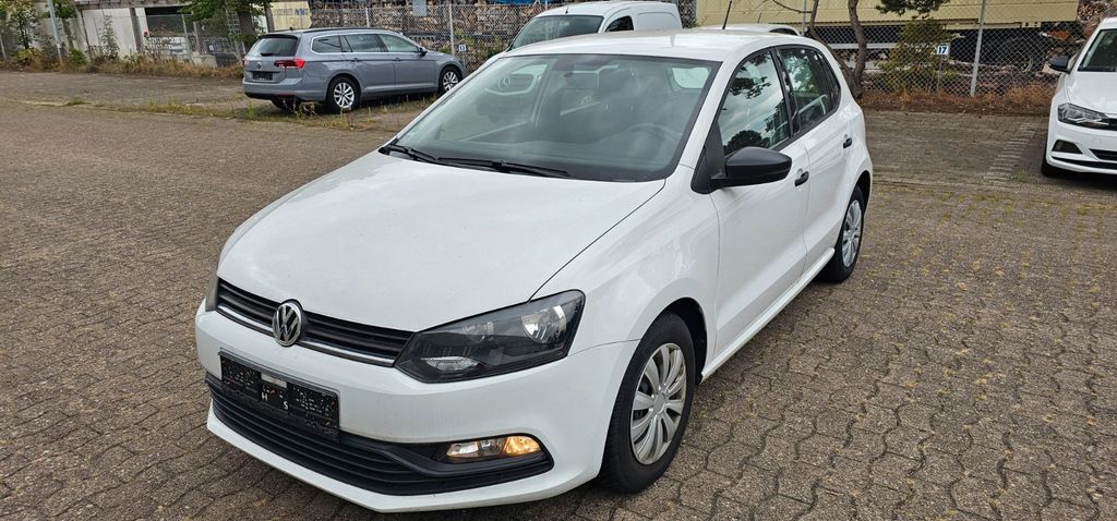 VW Polo 140.685 km 6.790 € Stemwede 32351