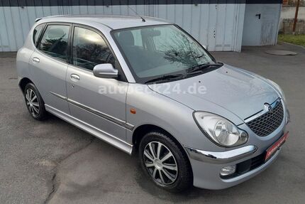 Daihatsu Sirion 120.100 km 1.995 &euro; Dresden 01279