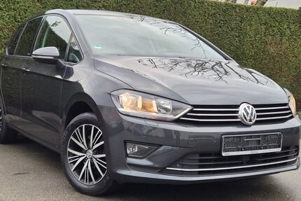 VW Golf Sportsvan 239.000 km 9.900 € Essen 45356