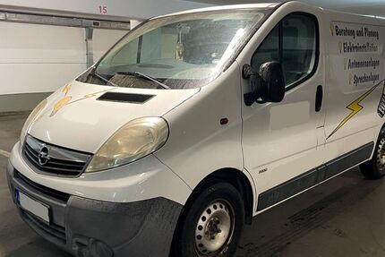 Opel Vivaro 227.800 km 2.480 &euro; Seukendorf 90556