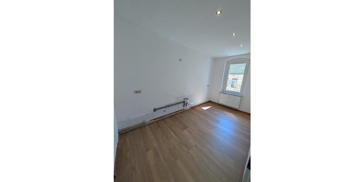 Etagenwohnung Nossen - 2 Zimmer, 48 m&sup2;, 299&euro; | Angebot:26337406