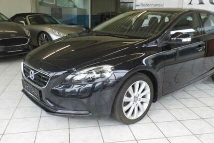 Volvo V40 142.000 km 9.750 &euro; Nieheim 33039