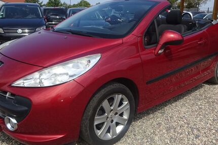 Peugeot 207 125.293 km 2.700 &euro; Dresden 01219