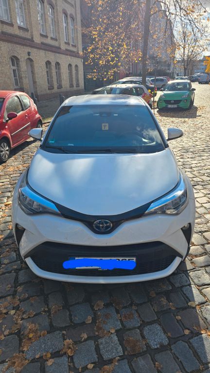 Toyota C-HR 36.000 km 21.000 € Berlin 13439