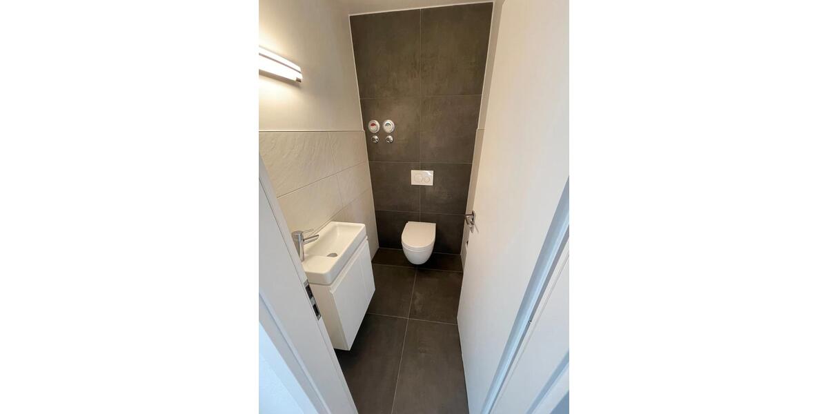 Erdgeschoßwohnung Neuenstein - 4 Zimmer, 100 m&sup2;, 1.050&euro; | Angebot:26350156