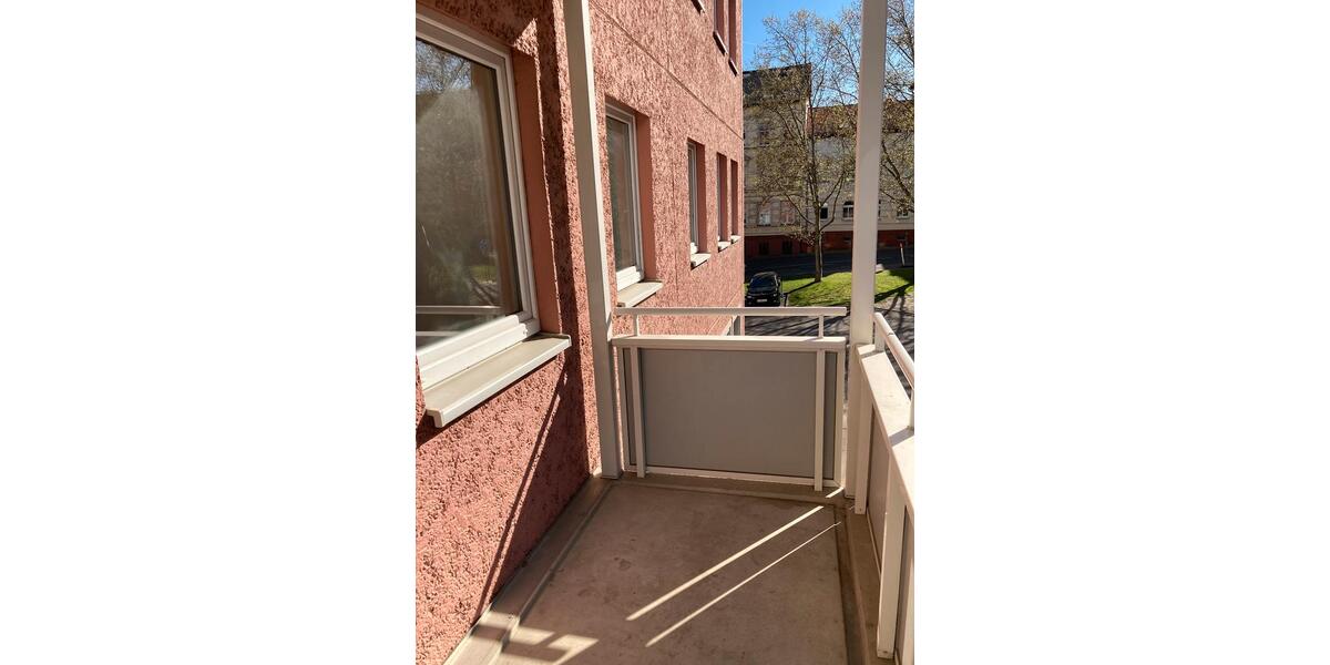 Etagenwohnung Gera - 2 Zimmer, 67 m&sup2;, 405&euro; | Angebot:26379716