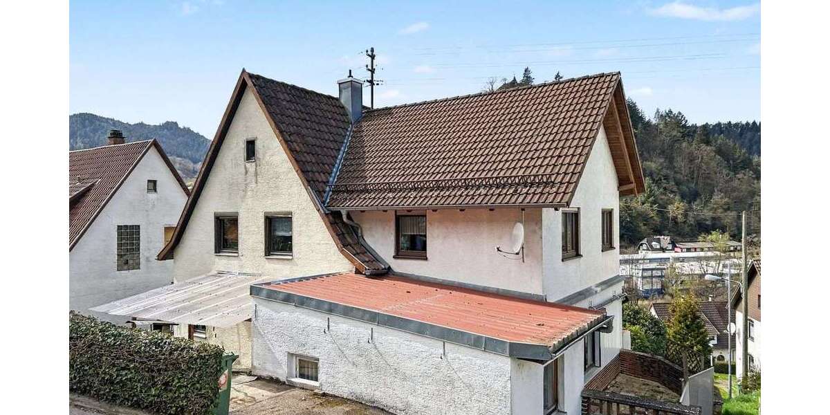 Einfamilienhaus Gernsbach - 7 Zimmer, 210 m&sup2;, 319.000&euro; | Angebot:26530262