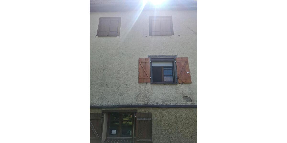 Doppelhaushälfte Stockach - 6 Zimmer, 135 m&sup2;, 220.000&euro; | Angebot:27097664