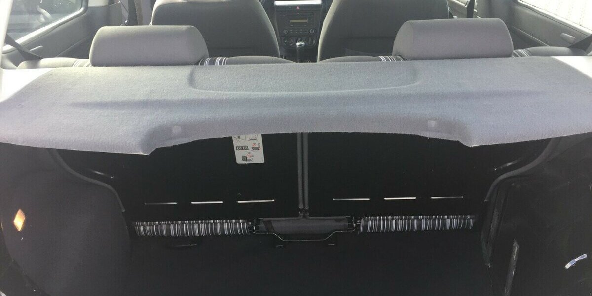 VW Fox Basis,Servol,Radio-CD,Tüv 01/28! 150.000 km 2.999 &euro; Himmelkron 95502