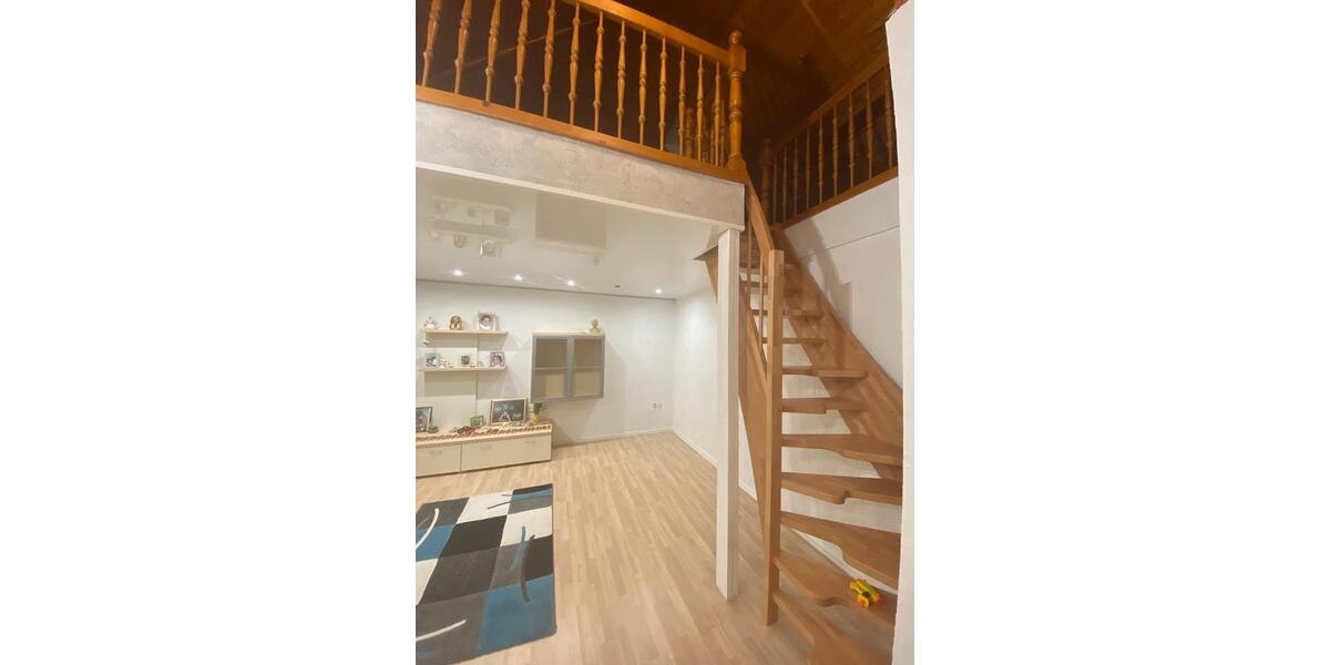 Mehrfamilienhaus, Wohnhaus Kitzingen - 7 Zimmer, 372 m&sup2;, 719.000&euro; | Angebot:21913333