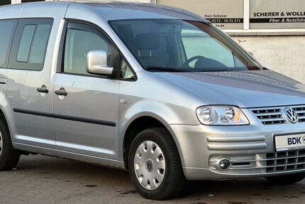VW Caddy 196.062 km 2.350 &euro; Bandenitz 19230