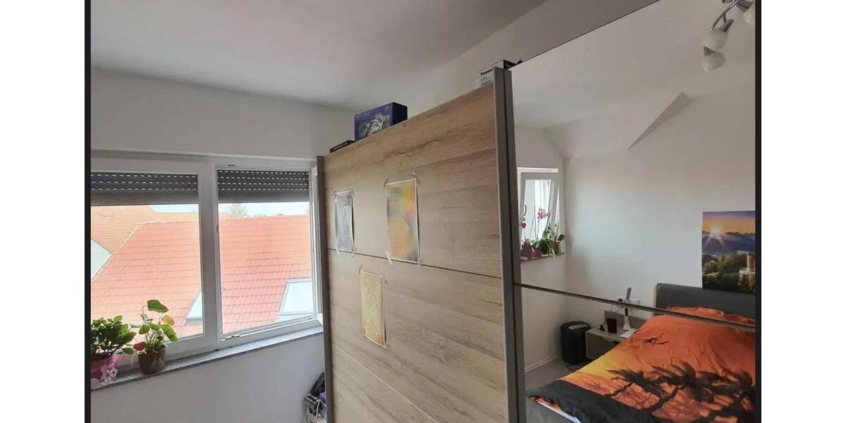 Dachgeschoßwohnung Bad Rappenau - 4 Zimmer, 125 m&sup2;, 1.300&euro; | Angebot:26416215