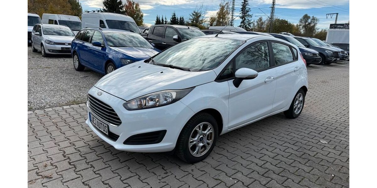 Ford Fiesta 93.237 km 2.799 € MÜNCHEN 81243