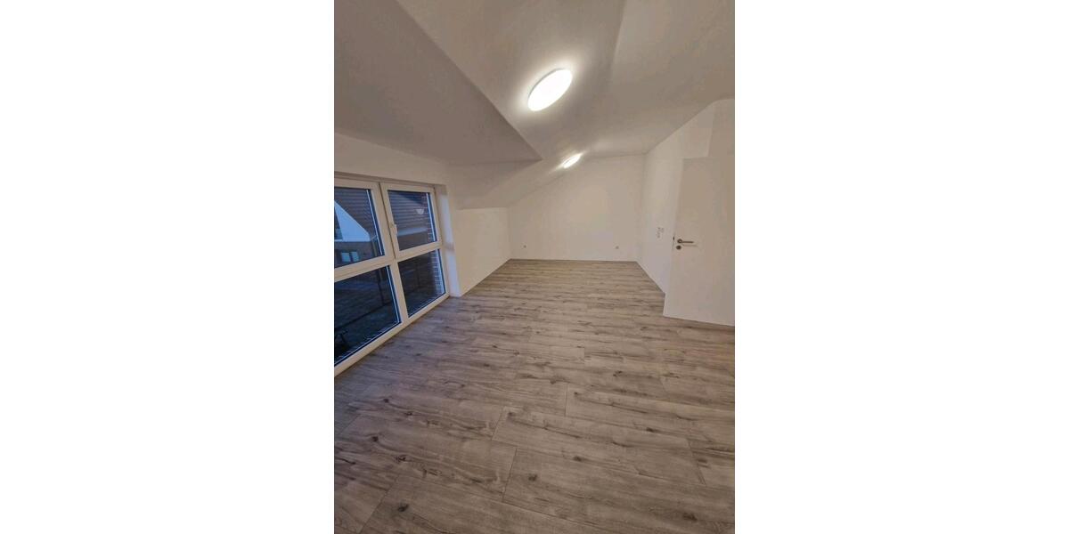 Etagenwohnung Ilsede Adenstedt - 3 Zimmer, 75 m&sup2;, 900&euro; | Angebot:26331429