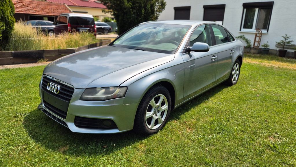Audi A4 296.000 km 4.100 &euro; Geltendorf 82269