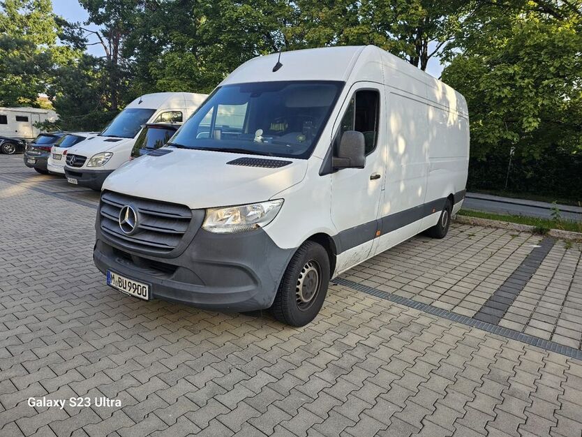 Mercedes-Benz Sprinter 182.000 km 21.399 € Munchen 85716