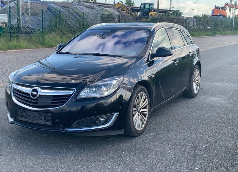 Opel Insignia 310.000 km 4.700 &euro; Bremen 28197