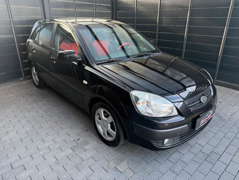 Kia Rio 190.000 km 2.300 € Stutensee (Karlsruhe) 76297
