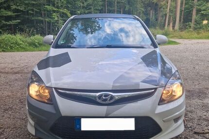 Hyundai i30 240.000 km 2.000 &euro; Niedernberg 63843
