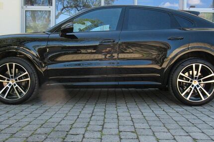 Porsche Cayenne 8.000 km 147.950 &euro; Gauting bei Starnberg 82131