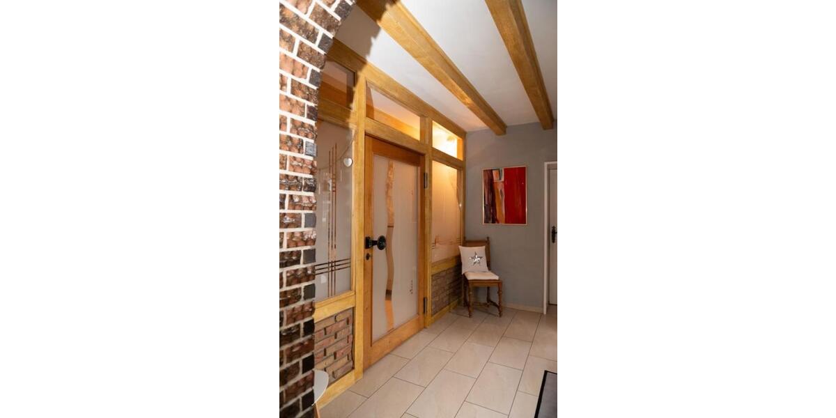 Bauernhaus, Landhaus Bad Wünnenberg - 14 Zimmer, 330 m&sup2;, 420.000&euro; | Angebot:27128279