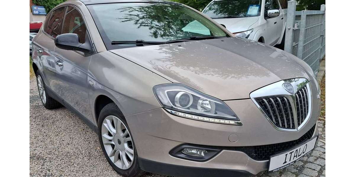 Lancia Delta 198.000 km 3.950 &euro; Pößneck 07381