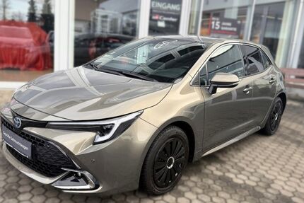Toyota Corolla 8.200 km 25.890 &euro; Hilpoltstein 91161