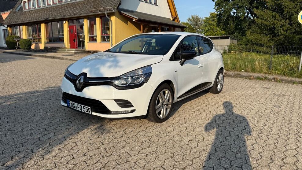 Renault Clio 72.000 km 11.300 € Bad Ems 56130