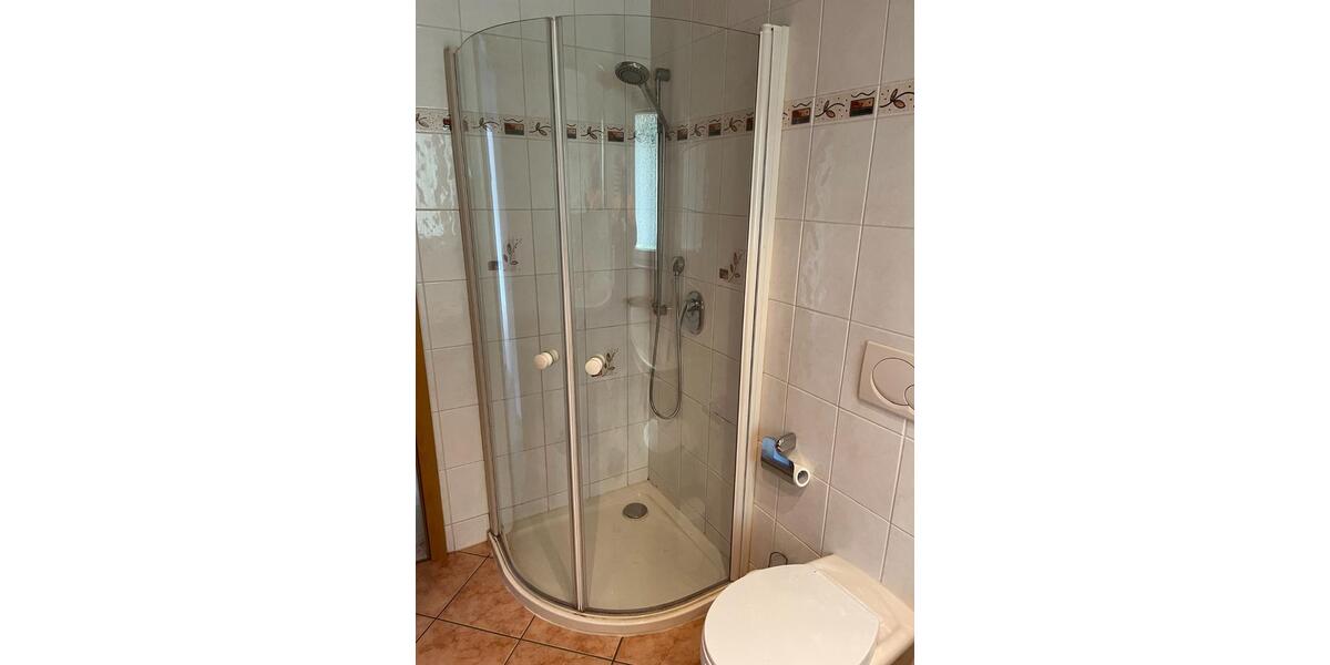 Erdgeschoßwohnung Heringen (Werra) - 6 Zimmer, 123 m&sup2;, 1.200&euro; | Angebot:25320565