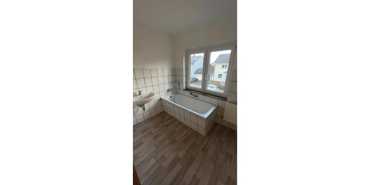 Doppelhaushälfte Korbach - 4 Zimmer, 131 m&sup2;, 249.000&euro; | Angebot:25261533