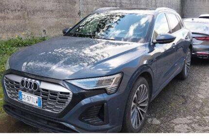 Audi Q8 32.055 km 57.920 &euro; Aachen 52078
