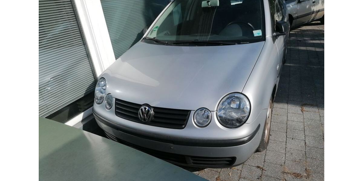 VW Polo 97.000 km 2.800 &euro; friedrichsdorf 61381