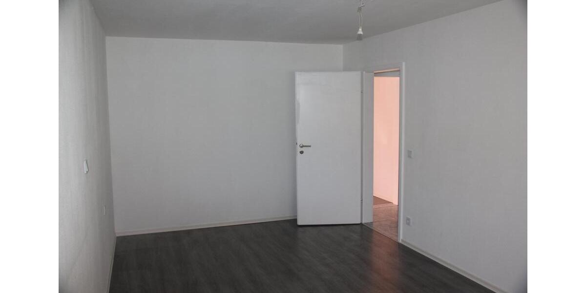 Etagenwohnung Stuttgart Bad Cannstatt - 4 Zimmer, 95 m&sup2;, 429.000&euro; | Angebot:26343933