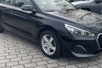 Hyundai i30 96.000 km 11.990 &euro; Heilbronn 74074