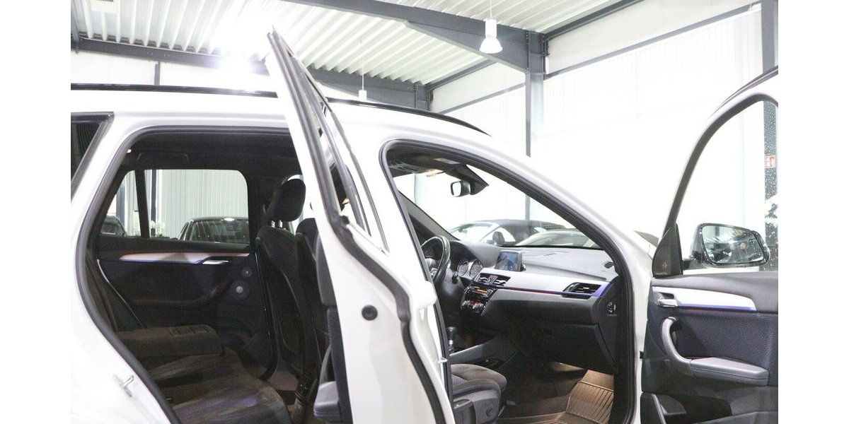 BMW X1 sDrive 18d M-SPORT SHADOW PANORAMA, LED, H/K 186.000 km 15.555 &euro; Hamm 59077
