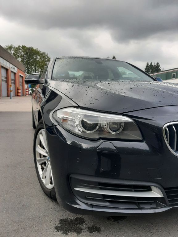 BMW 518 215.000 km 12.500 € Medebach 59964