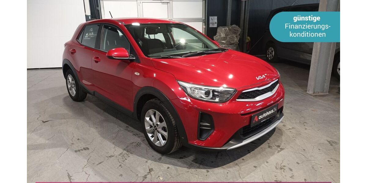 Kia Stonic 54.171 km 15.390 &euro; Eching 85386