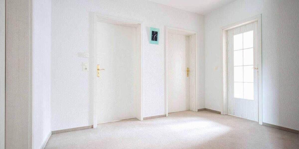 Gehoben und gepflegt: 7-Zi.-EFH mit ELW und Garten, Garage und 2 Freistellplätzen in Neubrandenburg 7 zimmer