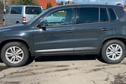 VW Tiguan 212.409 km 6.150 &euro; Bielefeld 33729