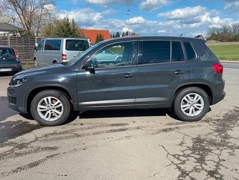 VW Tiguan 212.409 km 6.150 &euro; Bielefeld 33729