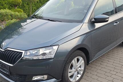 Skoda Fabia 49.100 km 12.460 &euro; Bad-Sassendorf 59505